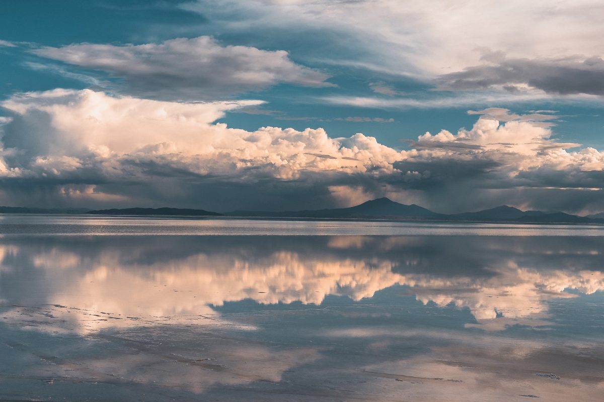 Salar de Uyuni, Bolivia. When the ground turns into a mirror.