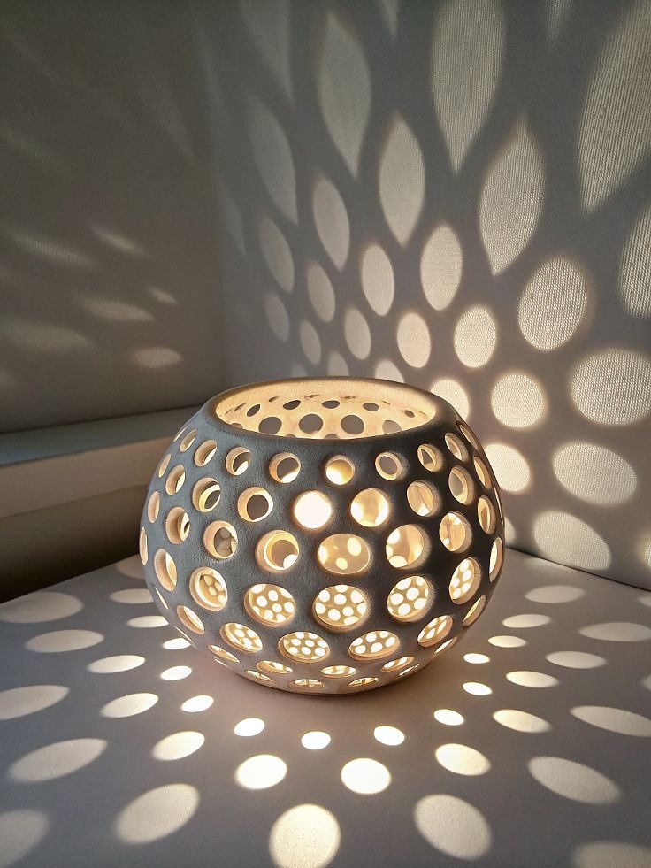 Unique pottery light effects